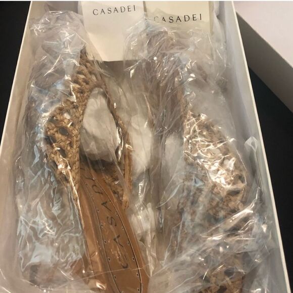 Casadei Versilia
woven faux leather upper pointed toe mules heels - Picture 3 of 9